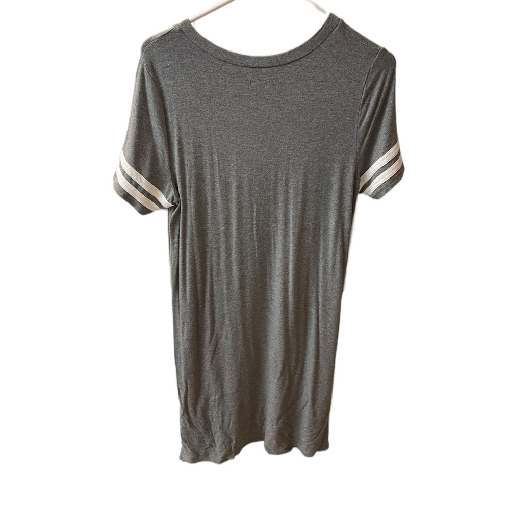 Hollister varsity t shirt dress - Picture 3 of 5